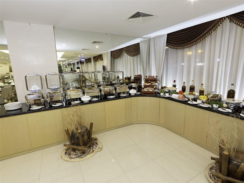 Nova Park Hotel Шарджа Экстерьер фото