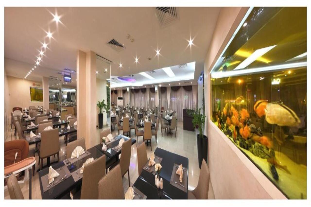 Nova Park Hotel Шарджа Экстерьер фото