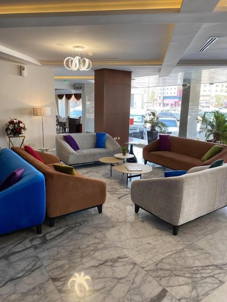 Nova Park Hotel Шарджа Экстерьер фото