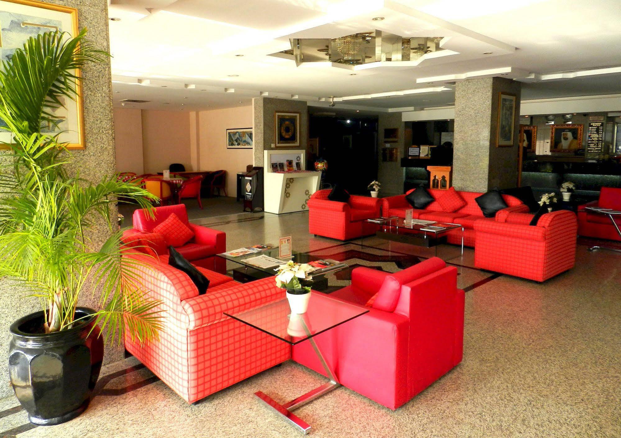 Nova Park Hotel Шарджа Экстерьер фото